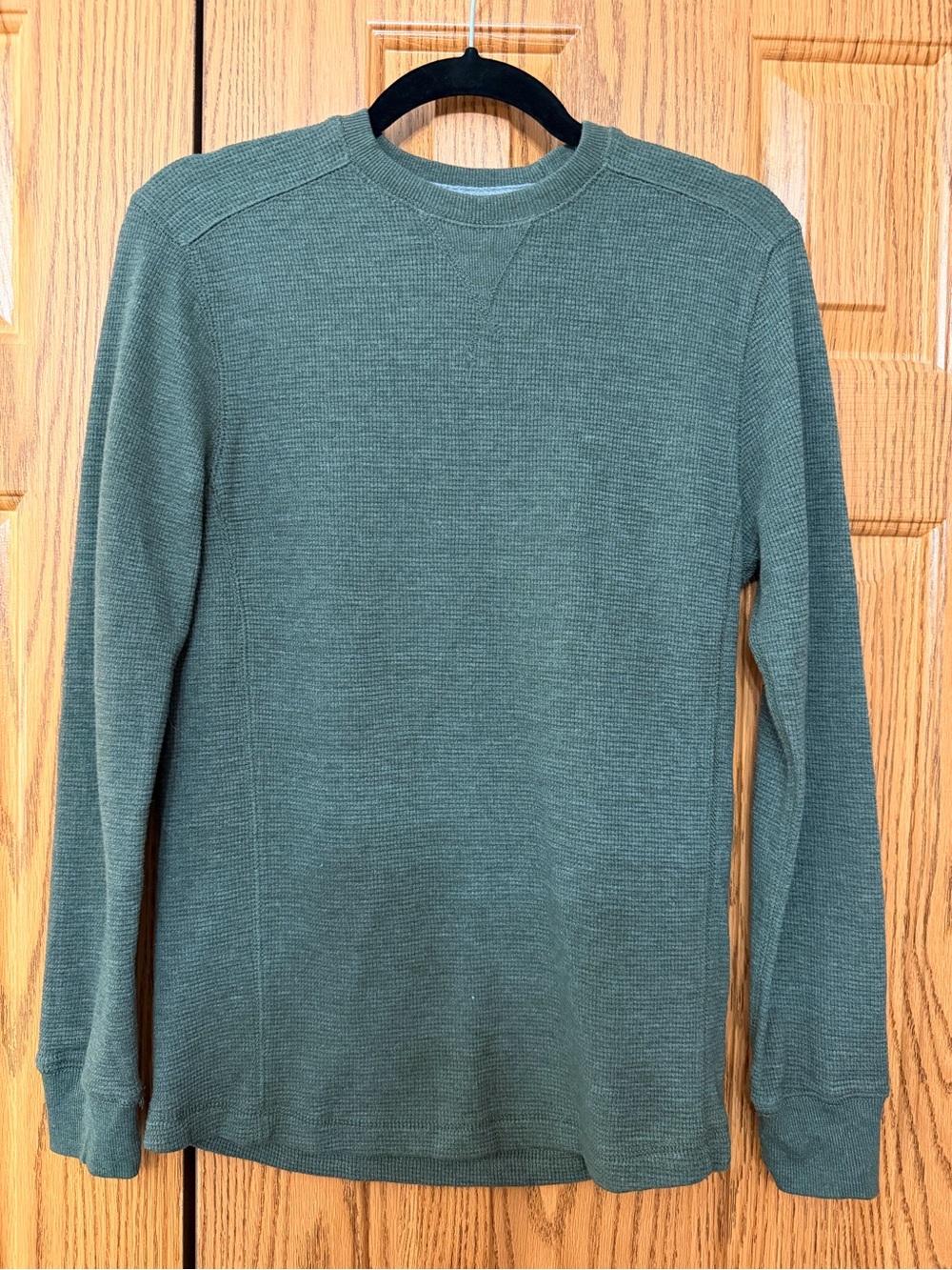 Eddie Bauer Men's Crewneck Sweater in Olive Green